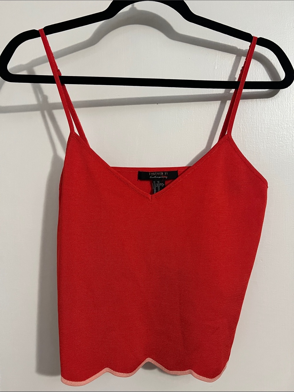Forever 21 Red Scalloped Hem Spaghetti Strap Camisole